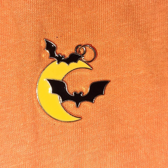 Halloween SALE! Ladies XL or Men M-L HalloQueen Tee, Sock, Pendant, Hat - Picture 5 of 10